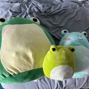 3 Frog Squishmallows